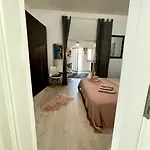 Riva アパート ポレッチ
